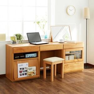 アルダー材の卓上スタンドミラーの商品写真