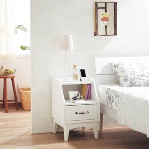 ナイトテーブルの商品写真