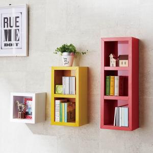 光沢仕上げの壁掛けラックの商品写真