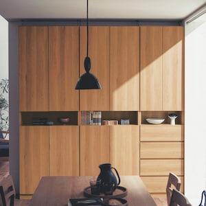 【5月6日までタイムセール】 薄型突っ張りキャビネット[日本製]の商品写真