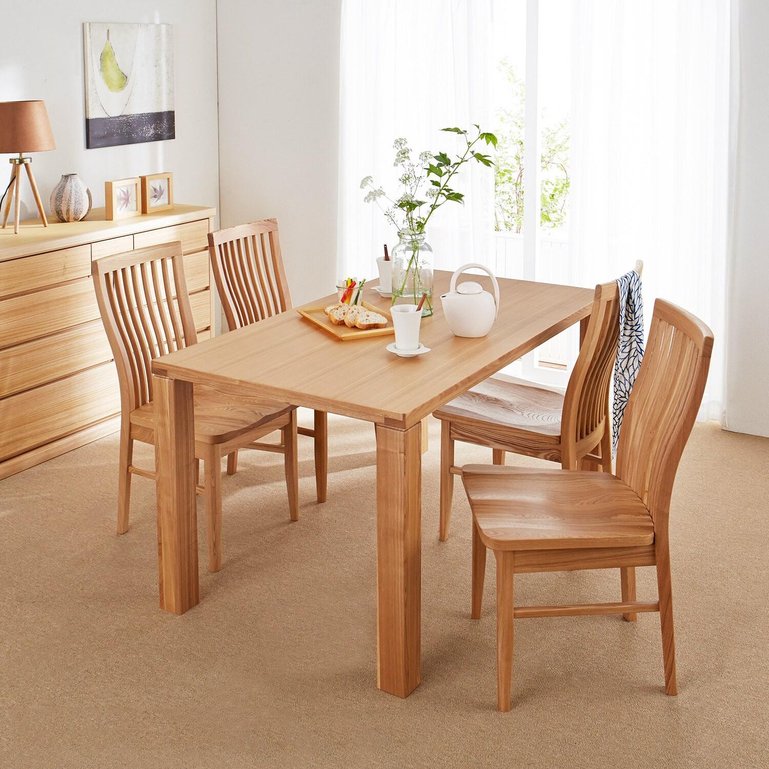 天然木のダイニングテーブル <4人用/6人用>の商品写真