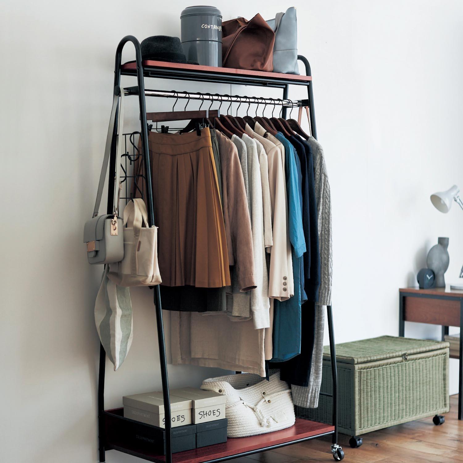 【4月28日までタイムセール】 棚付き頑丈ハンガーラックの商品写真