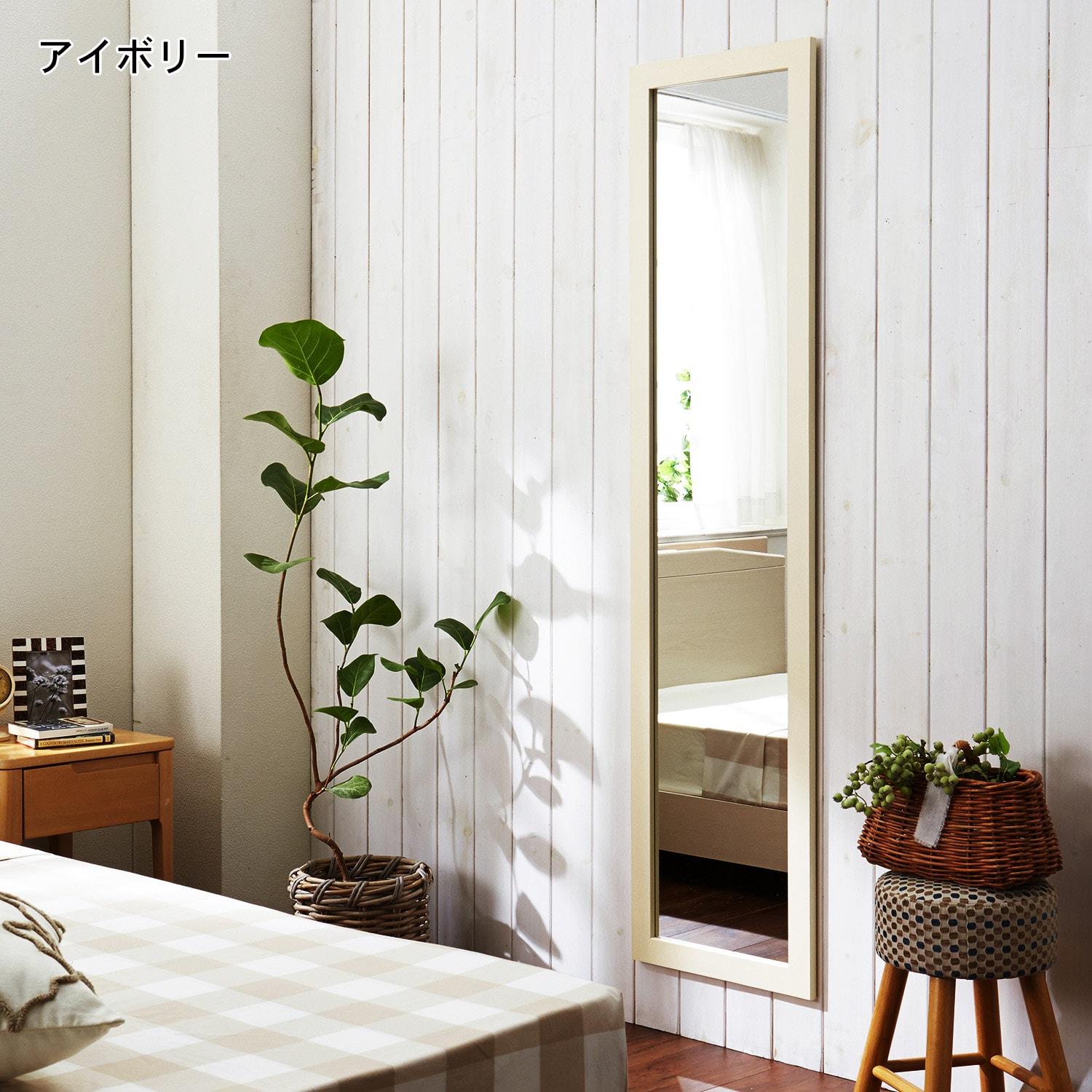 天然木のウォールミラーの商品写真