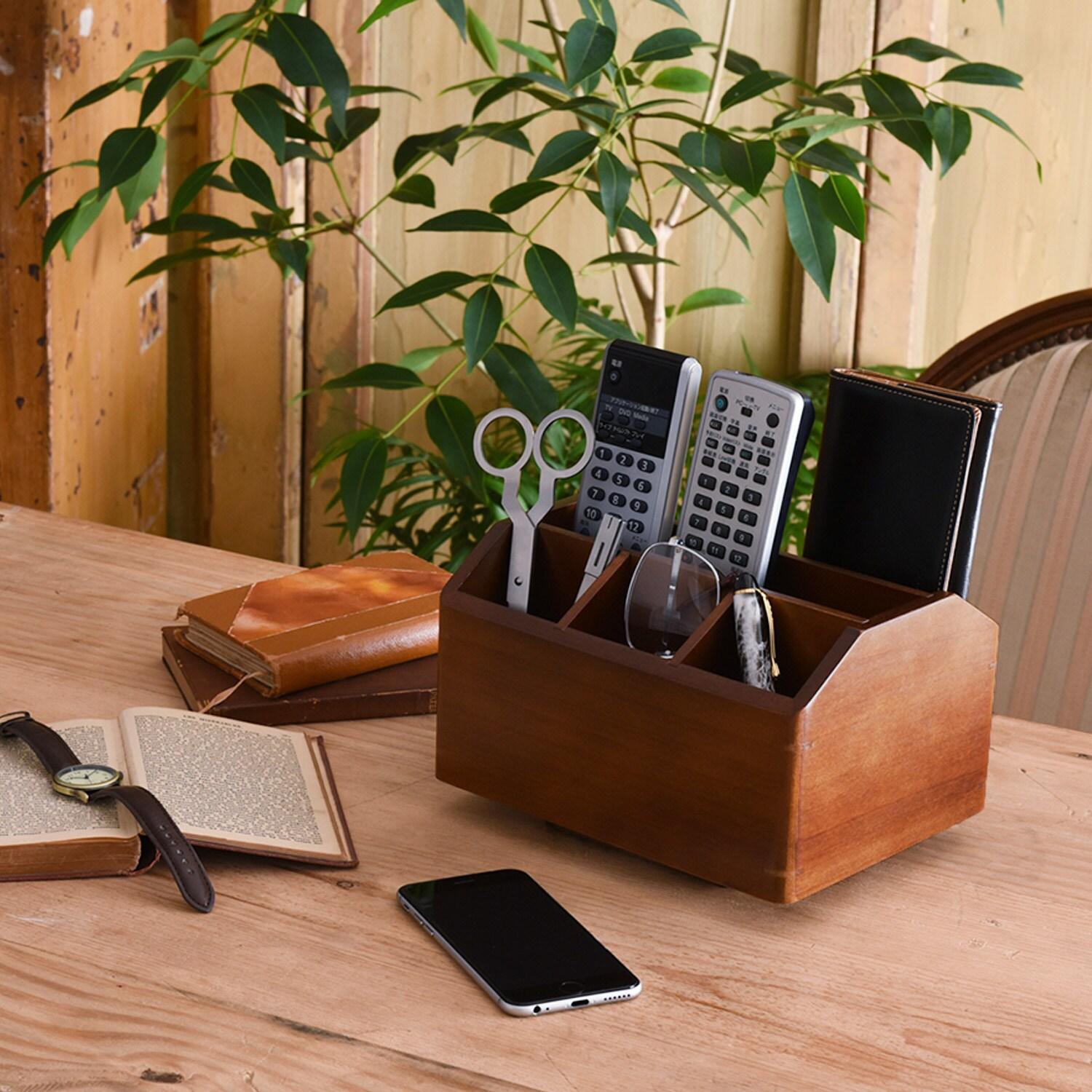 日本製の木製回転式リモコンラックの商品写真