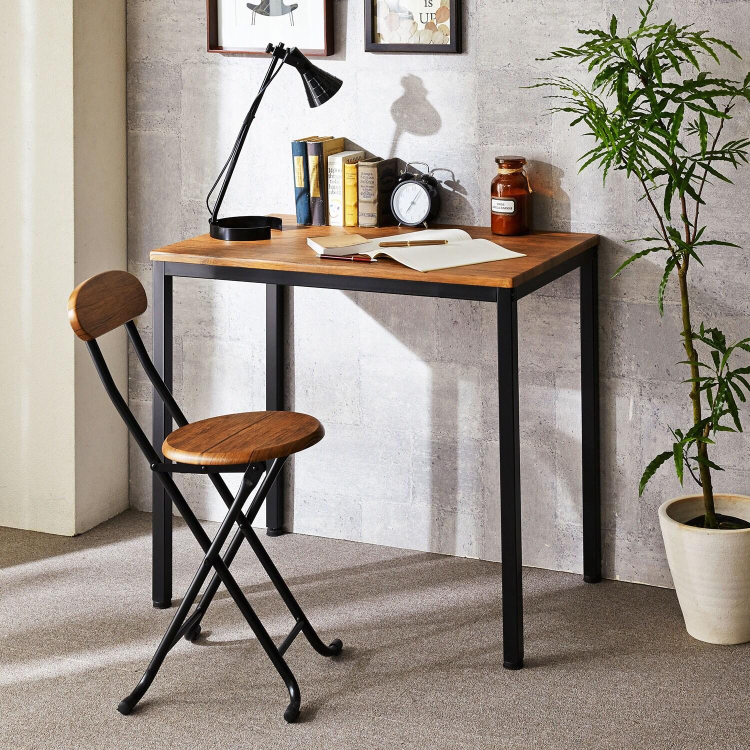 アイアンフレームのパソコンデスクの商品写真