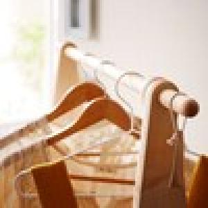 メープル材の折り畳み式ハンガーラック(ドレスラック)の商品写真