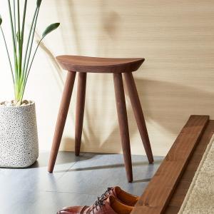 ウォルナット材のエントランススツールの商品写真