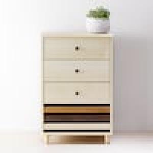 床色と合わせやすい3色引出しのチェストの商品写真