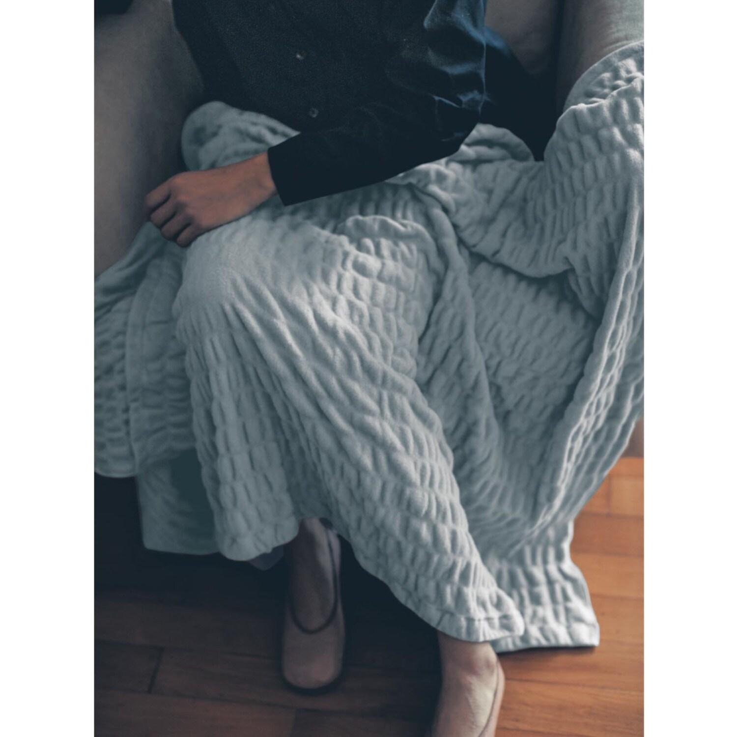 【4月27日までまとめ買いでお得】 朝まで気持ちよく眠れそう。カラダに寄り添うコットンケット[日本製]の商品写真