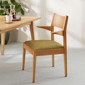 ハーフアームのカバーリングダイニングチェアの商品写真
