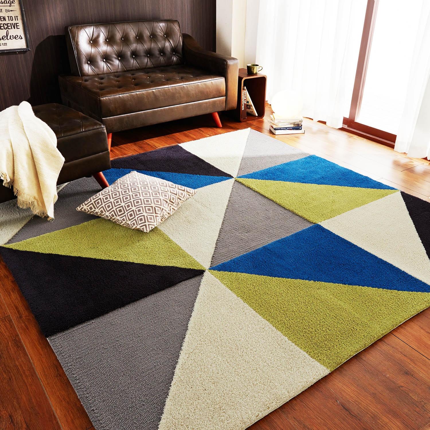 日本製すべりにくいラグ(トライアングル)の商品写真