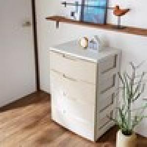 マットな質感のスルッと開閉レール付きチェストの商品写真