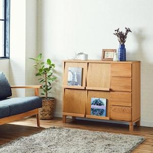 オーク材のフラップキャビネットの商品写真