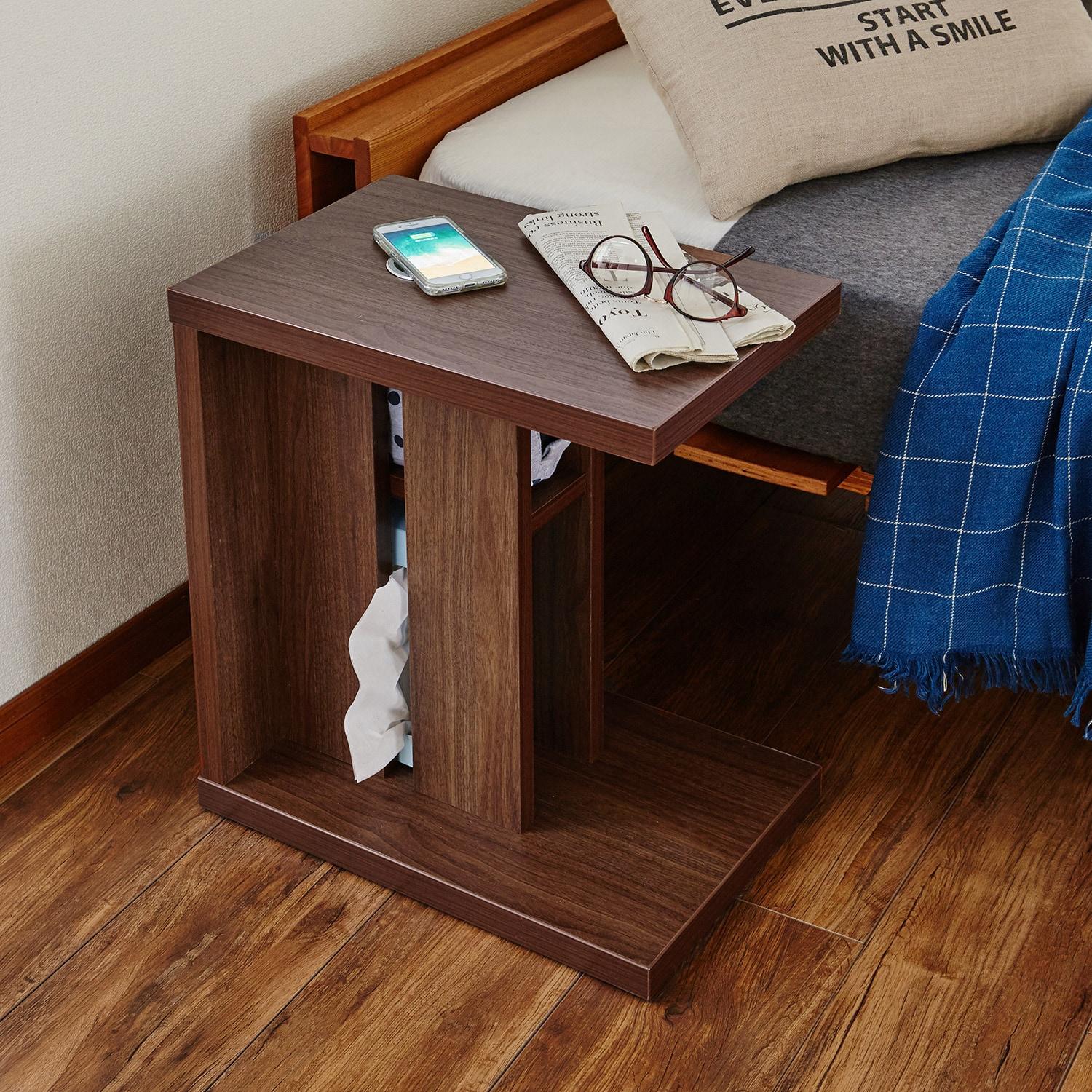 ワイヤレス充電器付きテーブルの商品写真