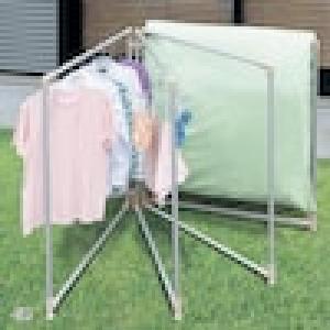 扇型で横から布団が干しやすい汚れがつきにくい特殊加工の室内室外兼用物干しの商品写真