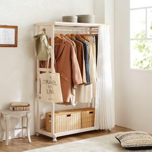 カーテン付き木製ハンガーラックの商品写真