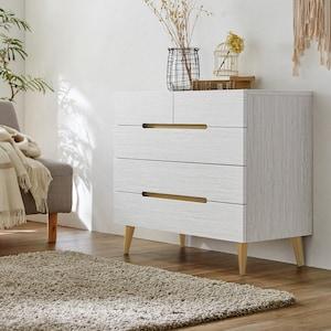 すっきりしたデザインのリビングチェストの商品写真