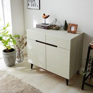 すっきりしたデザインのリビングキャビネットの商品写真