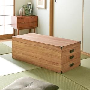 たとう紙が入る柿渋仕上げの国産桐衣装箱 <奥行42cm>の商品写真