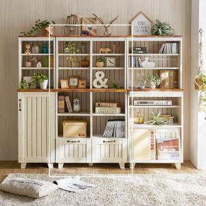 高さを抑えたカントリー調の引出し付きオープンラック(幅77cm)の商品写真