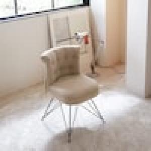 スチール脚のデザインチェアの商品写真