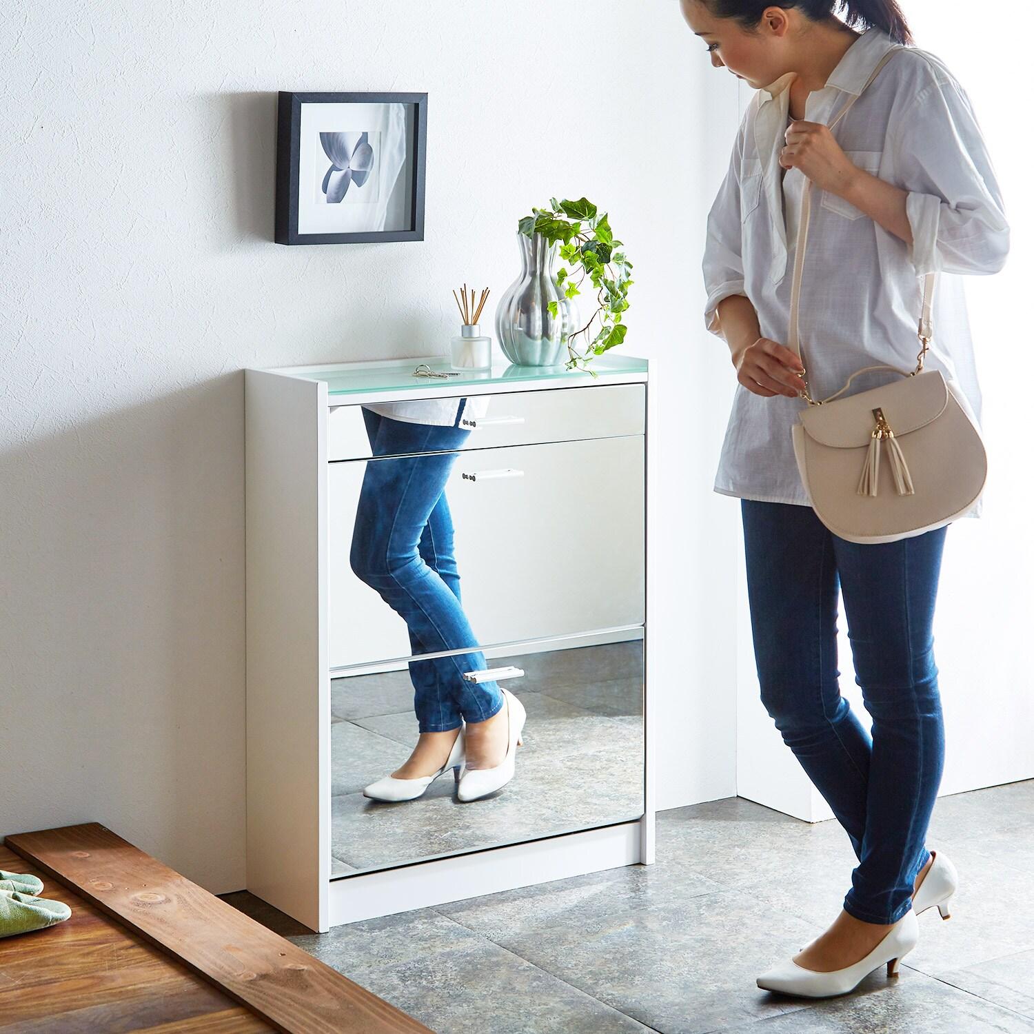 フラップ扉のシューズボックスの商品写真