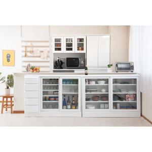 ディスプレイにもぴったりの薄型引戸キャビネットの商品写真