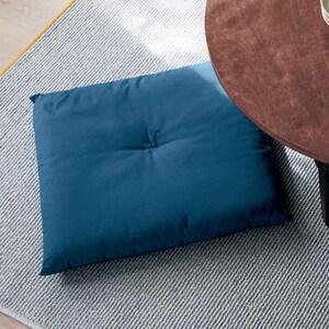 【タイムセール】 へたりにくくクッション性にも優れた丸洗いできる座布団[日本製]の商品写真