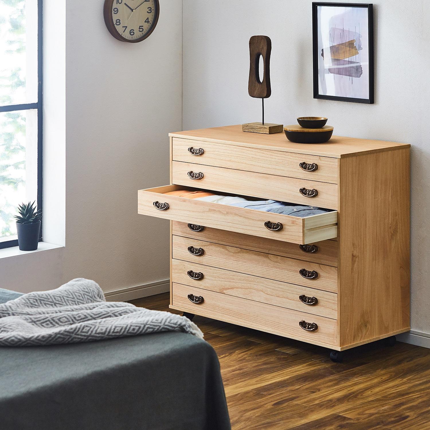 [日本製]経年変化が楽しめるたとう紙も入る柿渋染めの総桐チェストの商品写真