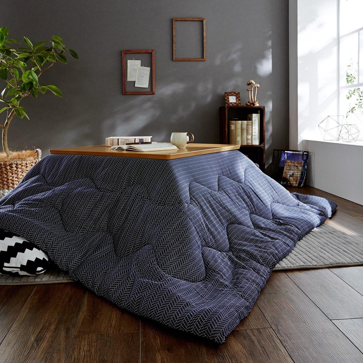 先染め綿素材を使った刺し子風こたつ布団の商品写真