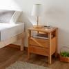 木目が美しいアルダー材の引出し&コンセント付きベッドサイドテーブルの商品写真