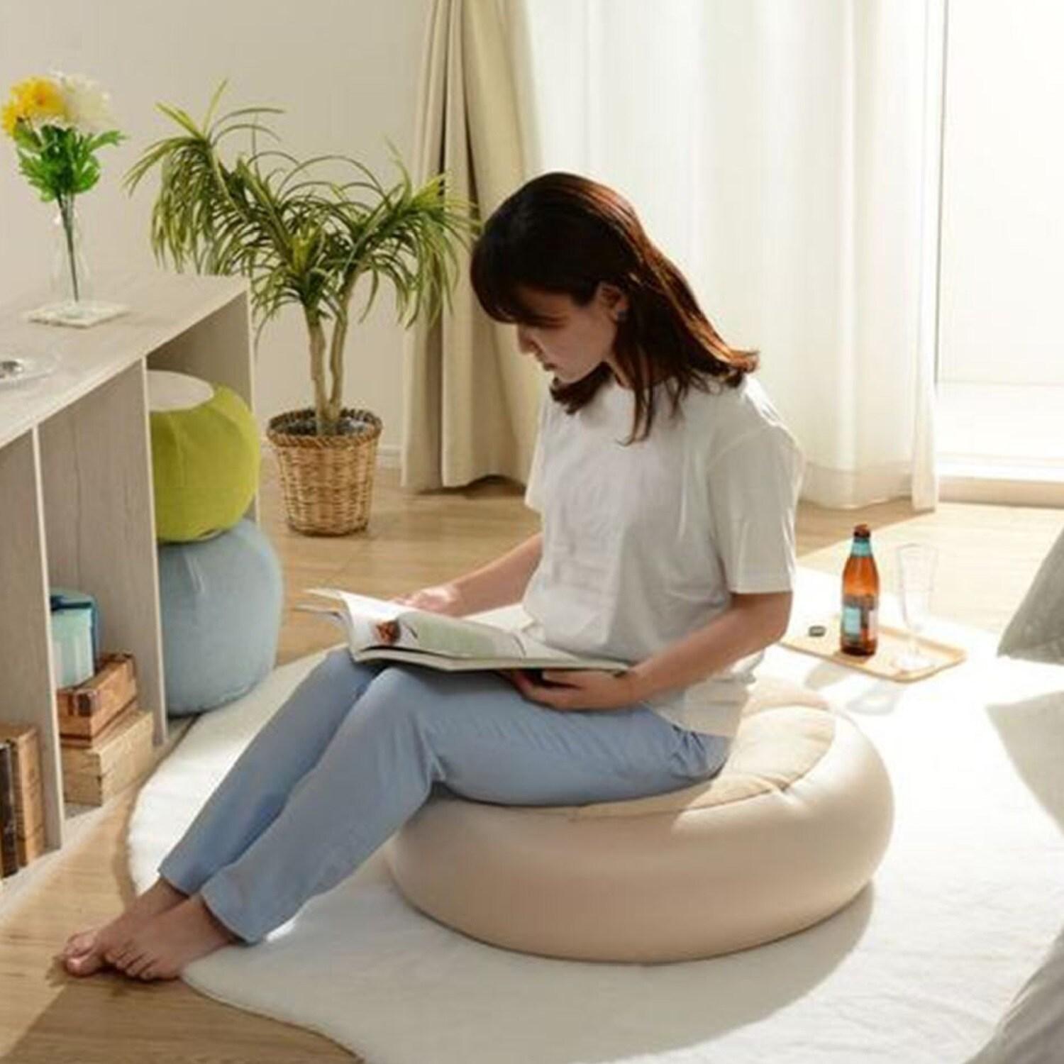 使い方自在!なめらか生地のビーズクッションの商品写真