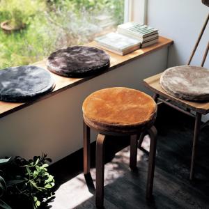 あったかなめらかな低反発シートクッション <チャコールのみ>の商品写真