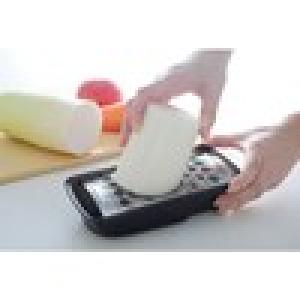 食材がふわっとおろせる角型おろし器の商品写真