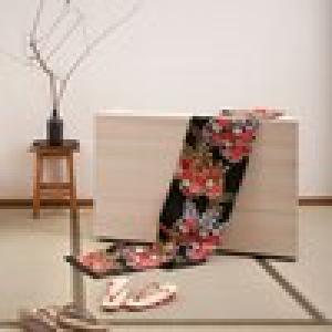 竹炭シート内蔵!桐衣装箱[日本製] <奥行42cm>の商品写真