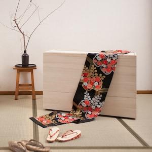 竹炭シート内蔵!桐衣装箱[日本製] <奥行42cm>の商品写真