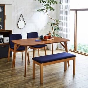 ビーチ材のダイニングテーブル <4人用>の商品写真