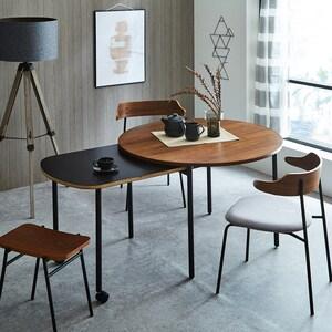 ウォルナット材の伸長式円形ダイニングテーブルの商品写真