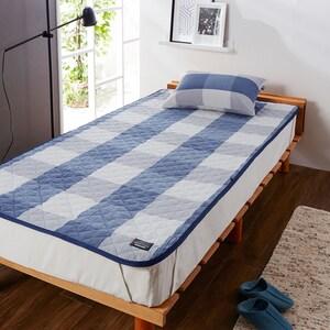 綿素材を使った敷きパッドの商品写真