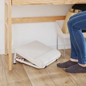 スリッパや靴を収納しておける脚置きの商品写真