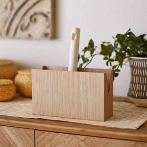 木目調カーペットクリーナースタンドの商品写真