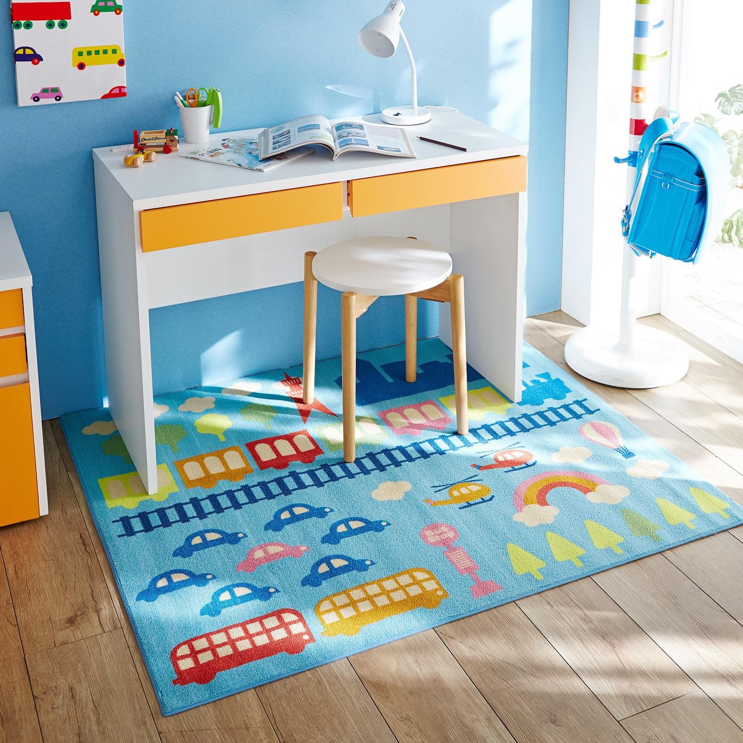 デスク下マット(乗り物)の商品写真