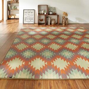 洋室にも合うダイヤ柄のい草ラグ[日本製]の商品写真