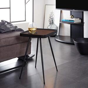 すっきりデザインのサイドテーブルの商品写真