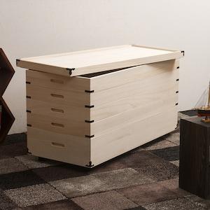 [日本製]キャスター付き桐衣装箱 <奥行42cm>の商品写真