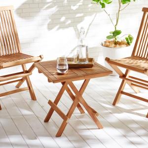 軒下でも使えるチーク材の折りたたみテーブル <50×50cm>の商品写真