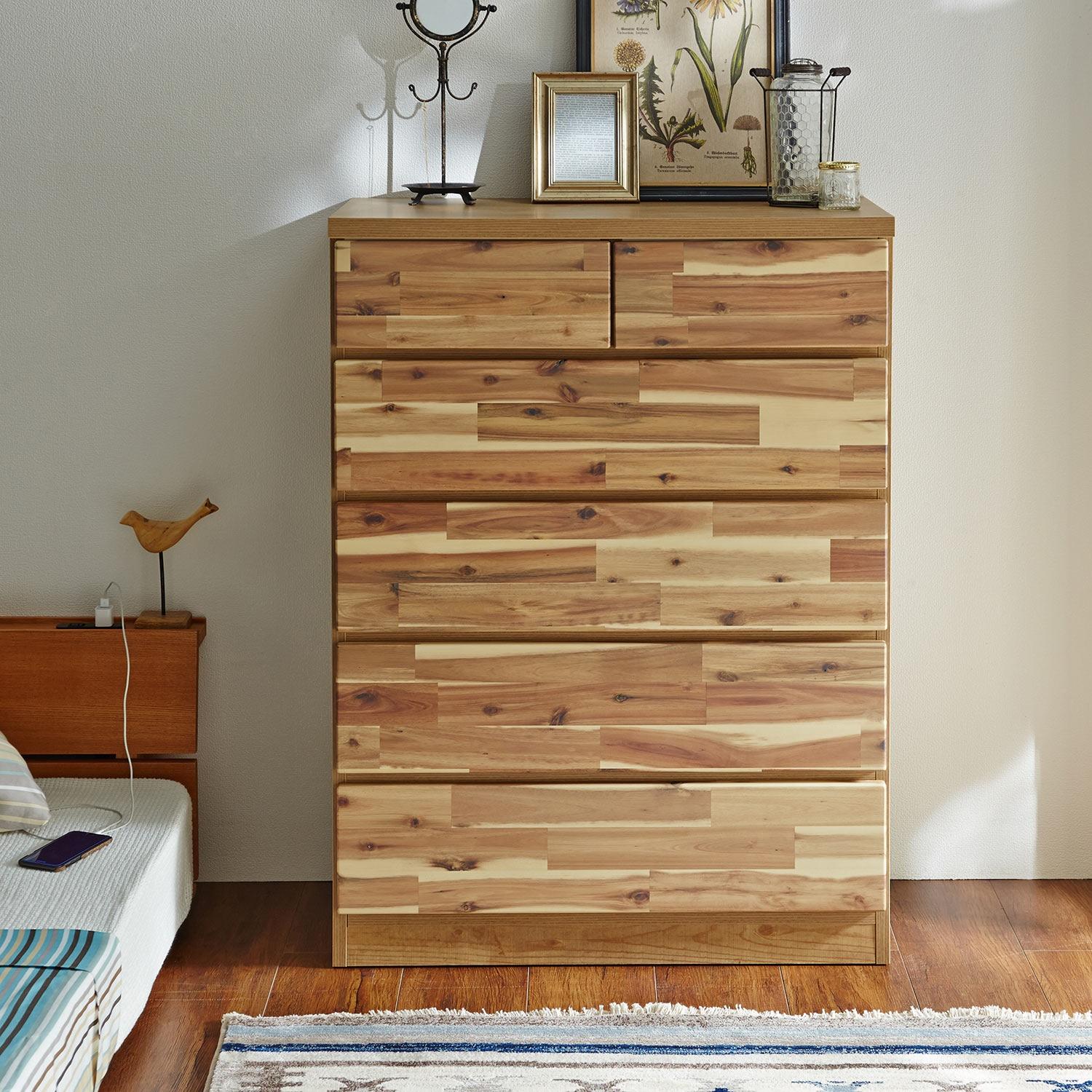 [日本製]味わい深い天然木の衣類収納チェストの商品写真