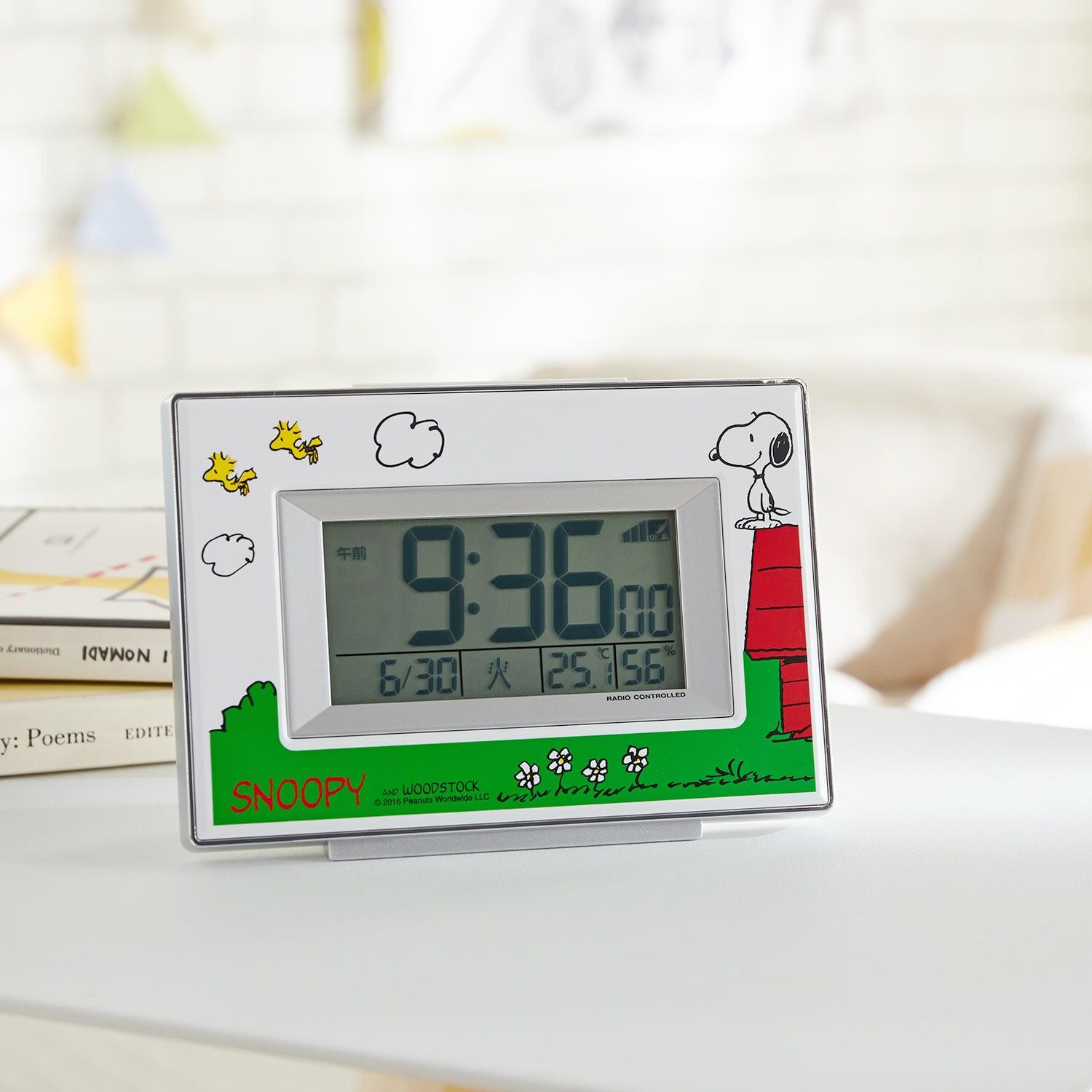 「スヌーピー」デジタルアラーム時計の商品写真