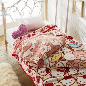 ニューマイヤーブランケット毛布「サンリオキャラクターズ」の商品写真