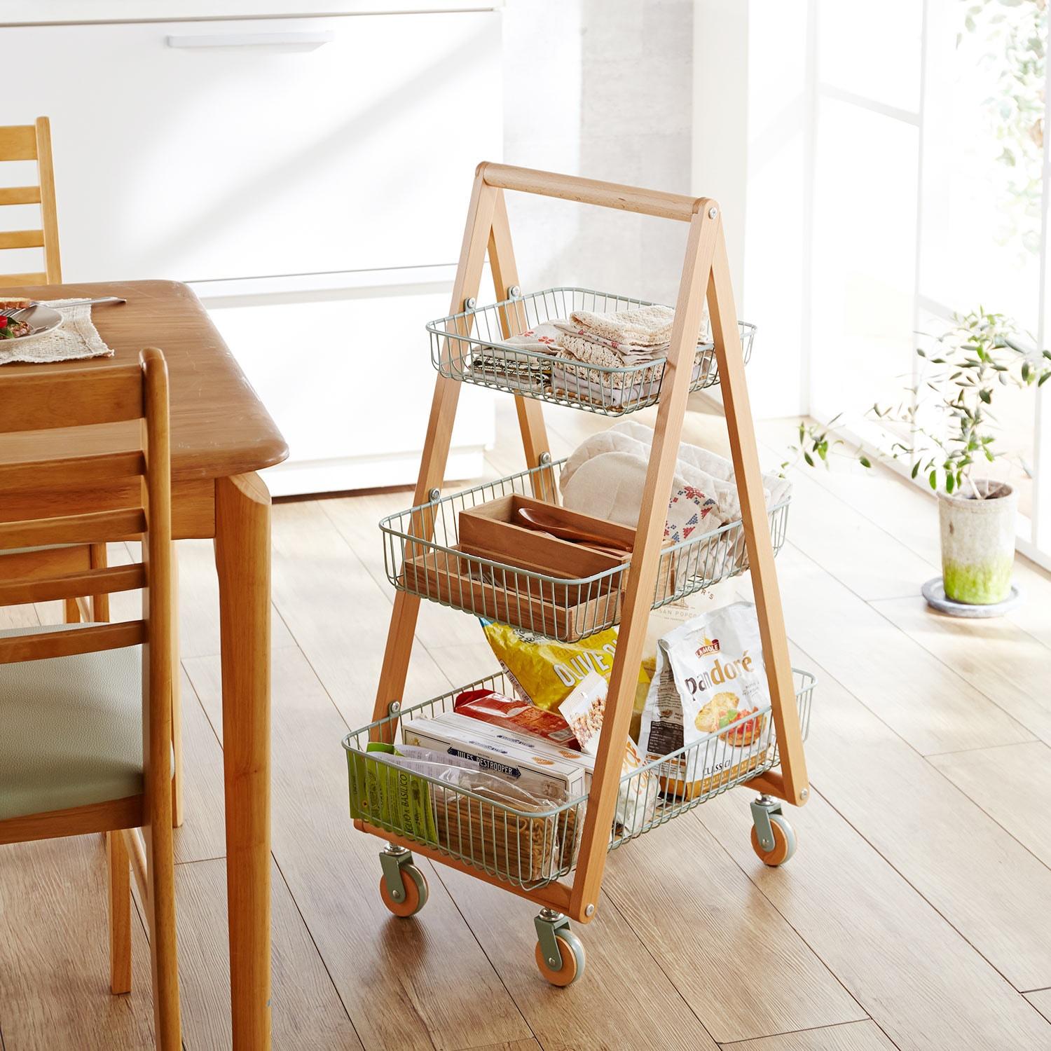 北欧デザインのバスケットリビングワゴンの商品写真